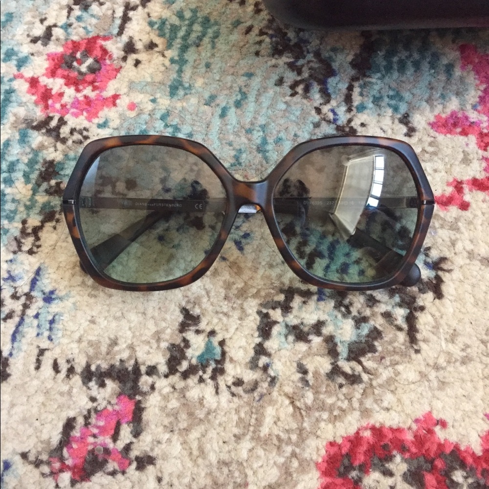 Diane Furstenberg Sunglasses